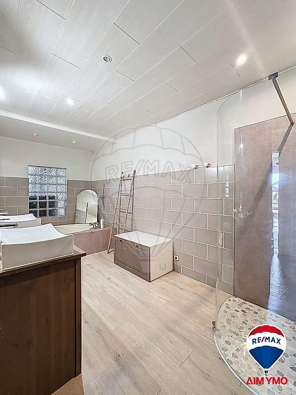 Maison - 160 m² - 6 pièces