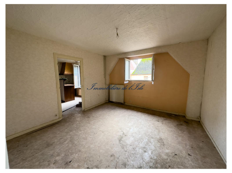 Maison - 101 m² - 6 pièces