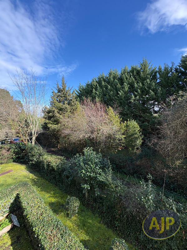 Appartement - 86 m² - 4 pièces