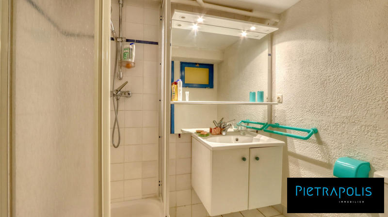 Maison - 201 m² - 6 pièces