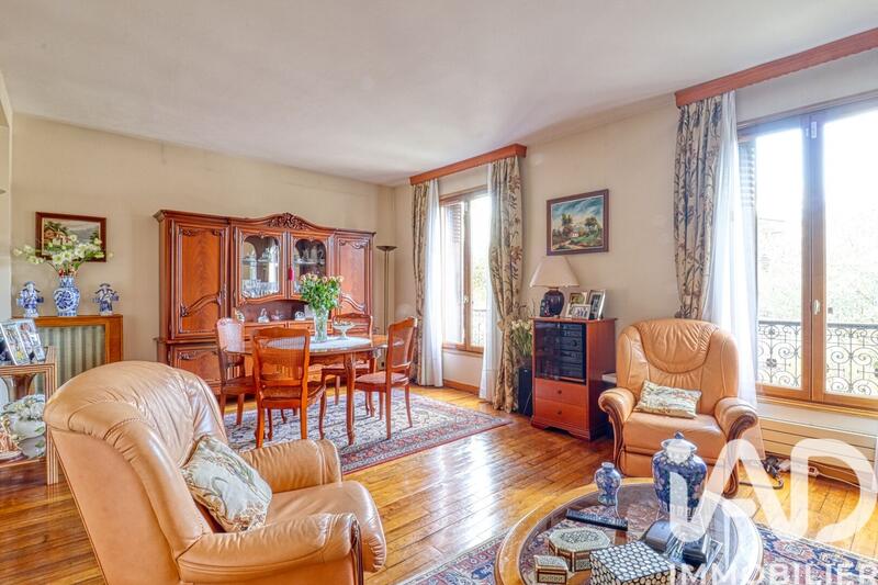 Maison - 90 m² - 5 pièces