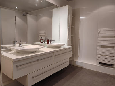 Appartement - 141 m² - 5 pièces