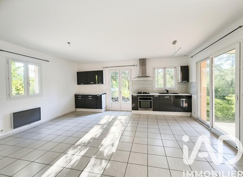 Maison - 73 m² - 5 pièces