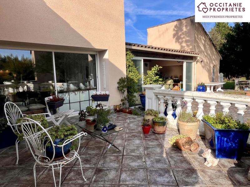 Maison - 227 m² - 6 pièces