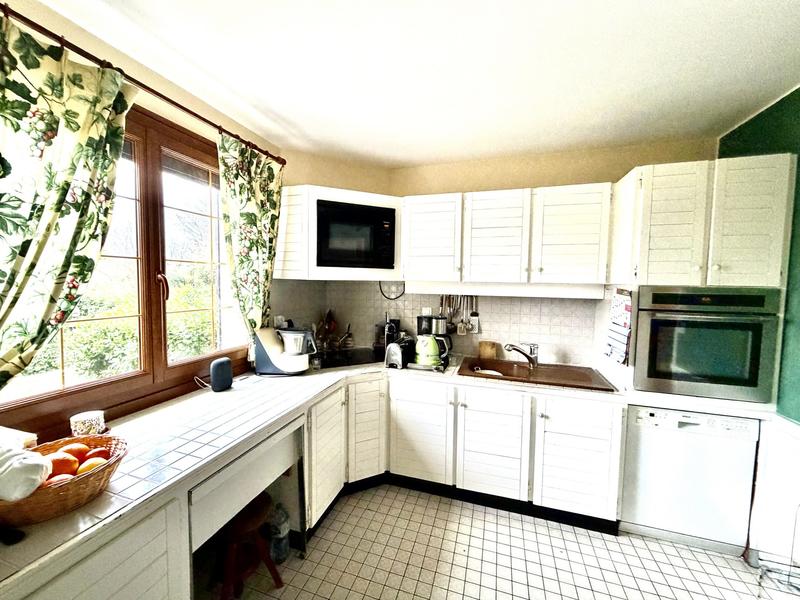 Maison traditionnelle - 150 m² - 7 pièces