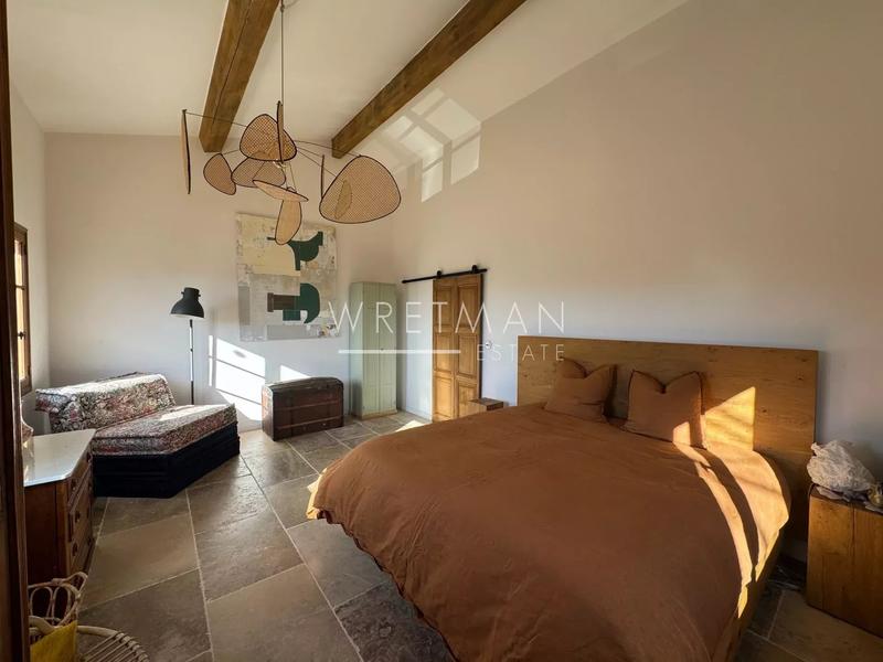 Villa - 200 m² - 5 pièces