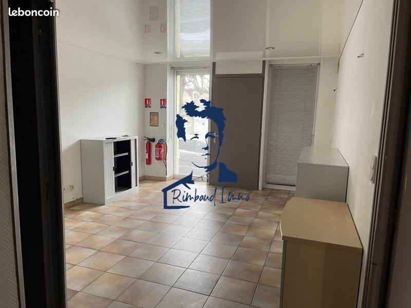 Local d'activités - 100 m² - 2 pièces