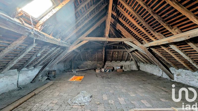 Maison - 230 m² - 8 pièces