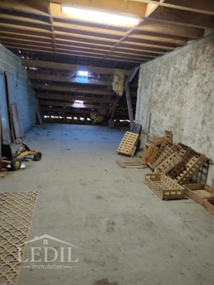 Maison de ville - 300 m² - 5 pièces