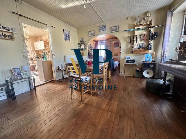 Maison - 128 m² - 7 pièces