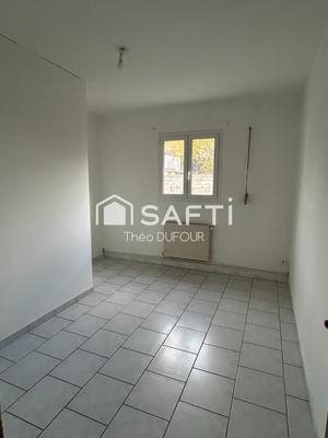 Maison - 85 m² - 3 pièces