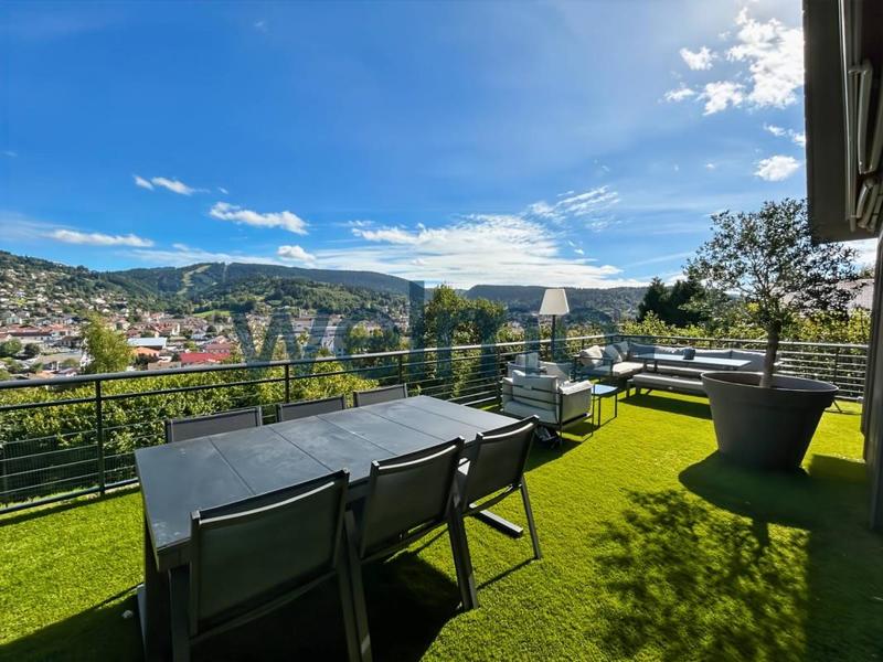 Châlet - 180 m² - 7 pièces