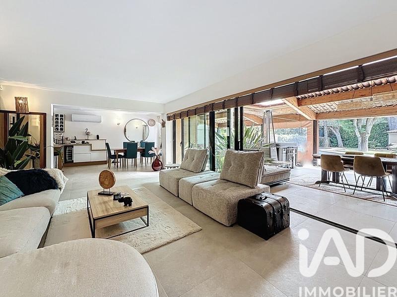 Maison de maîtres - 158 m² - 7 pièces