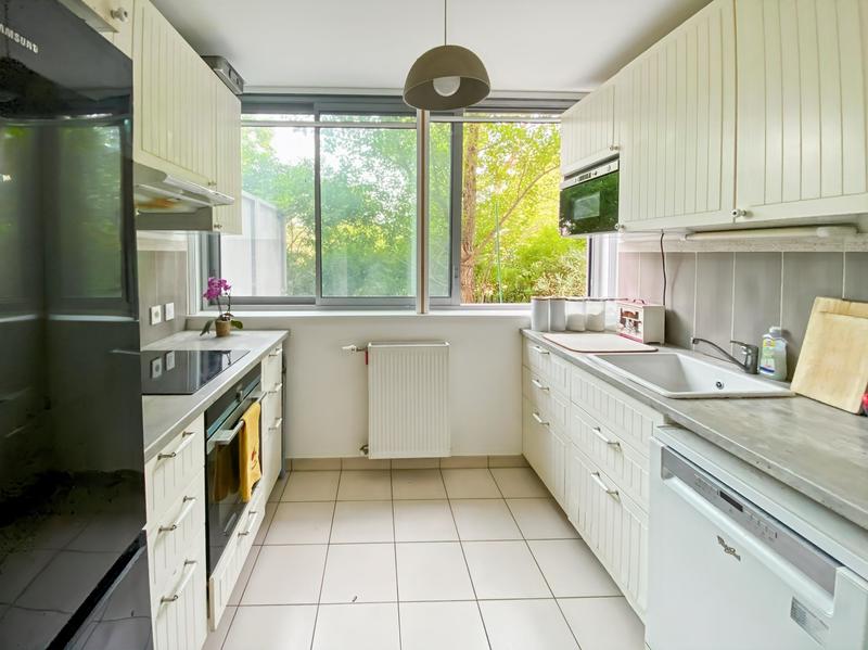 Appartement - 102 m² - 5 pièces