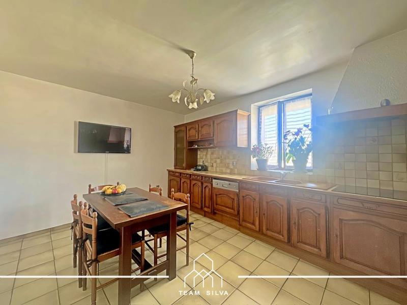 Maison - 194 m² - 5 pièces