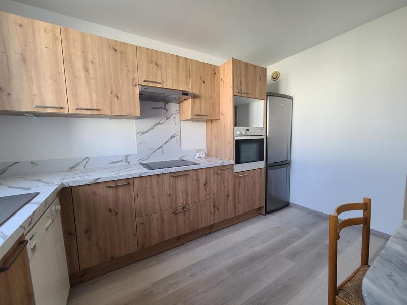 Appartement - 95 m² - 4 pièces