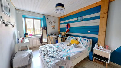 Maison - 177 m² - 5 pièces