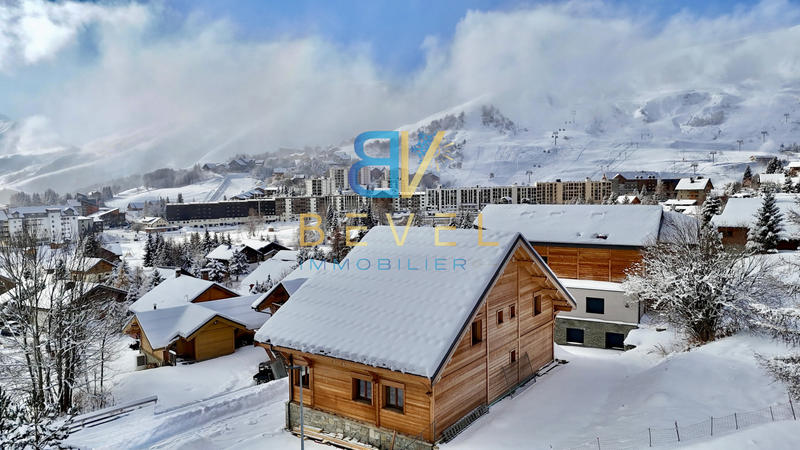Châlet - 306 m² - 9 pièces