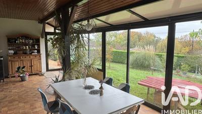 Maison - 140 m² - 5 pièces