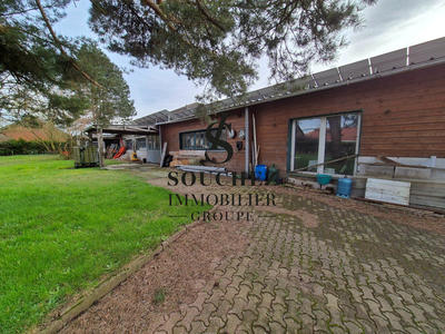 Maison - 180 m² - 5 pièces