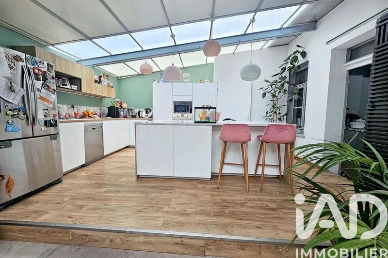 Maison - 171 m² - 7 pièces