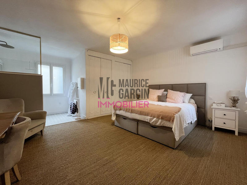 Maison - 180 m² - 6 pièces