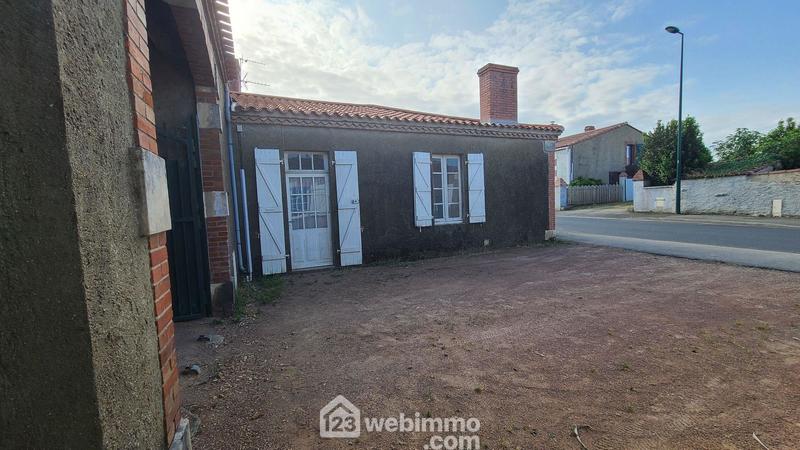 Maison - 267 m² - 12 pièces