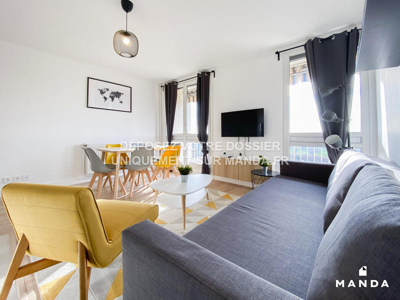 Chambre - 11 m² - 5 pièces