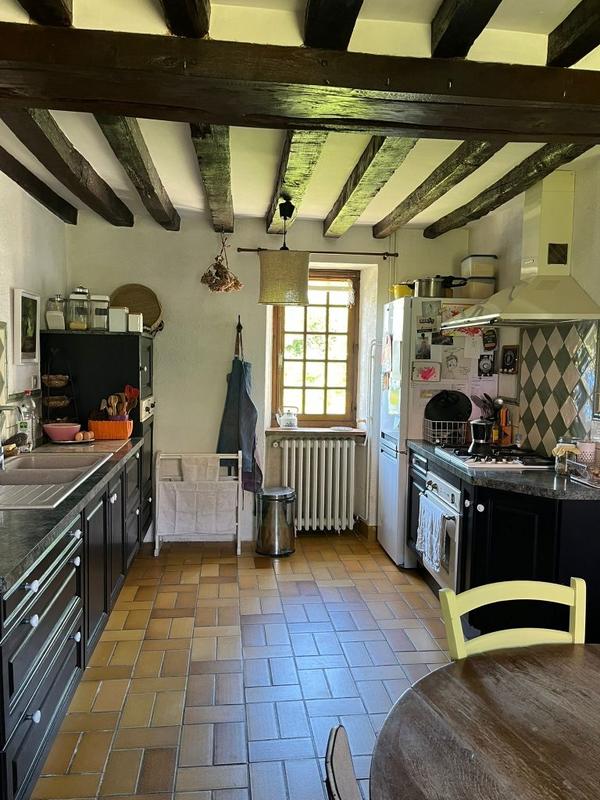 Maison - 198 m² - 9 pièces