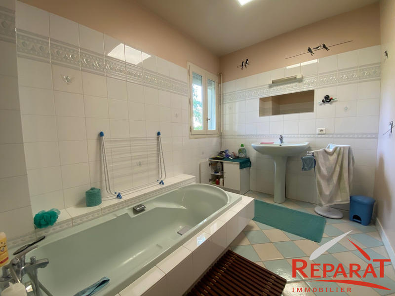 Maison - 143 m² - 6 pièces