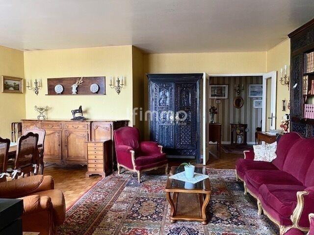 Appartement - 107 m² - 4 pièces