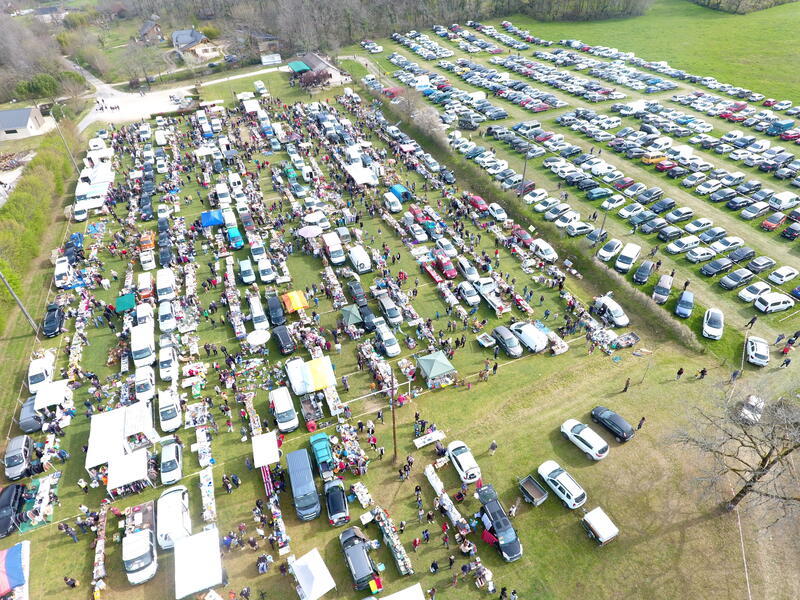Brocante vide grenier