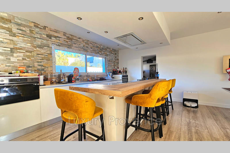 Villa - 164 m² - 5 pièces