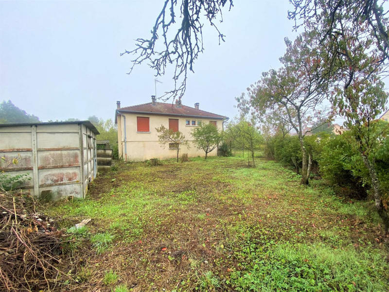 Maison - 90 m² - 5 pièces