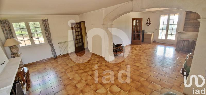 Maison - 260 m² - 6 pièces