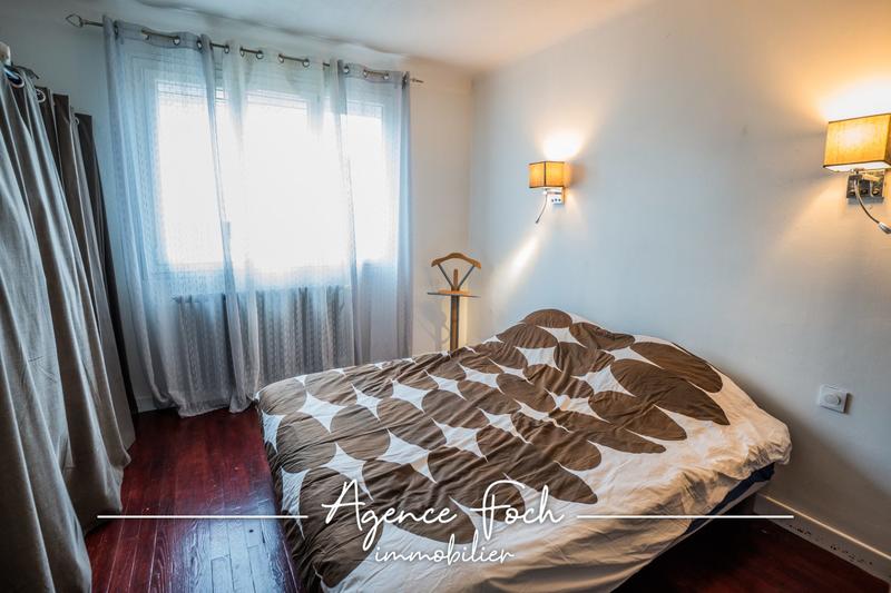 Maison traditionnelle - 133 m² - 6 pièces