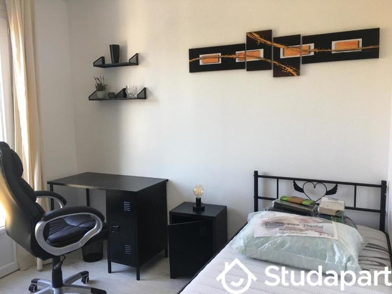 Chambre - 9 m² - 1 pièce