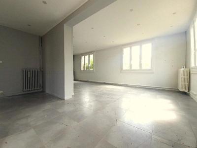 Maison - 143 m² - 6 pièces