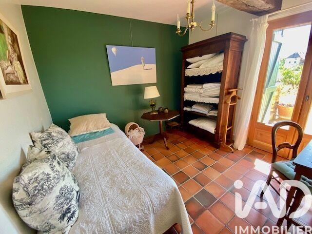 Maison de campagne - 210 m² - 6 pièces