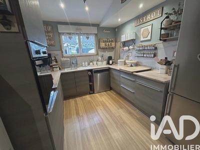 Maison - 107 m² - 5 pièces