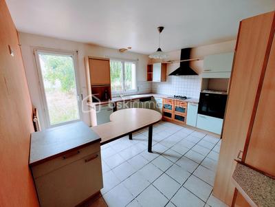 Maison traditionnelle - 110 m² - 4 pièces