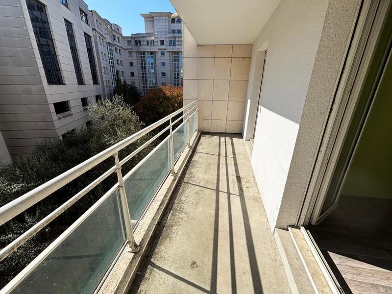 Appartement - 86 m² - 4 pièces