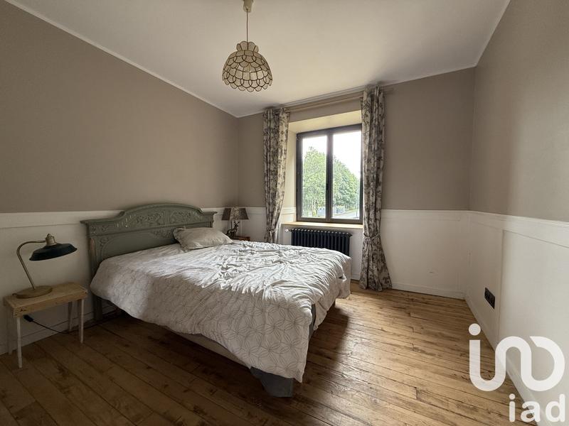 Maison - 197 m² - 8 pièces