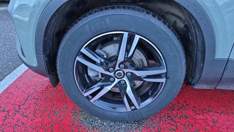 Volvo Xc40 B3 163 Ch Dct7 Plus