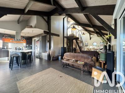 Maison - 130 m² - 5 pièces