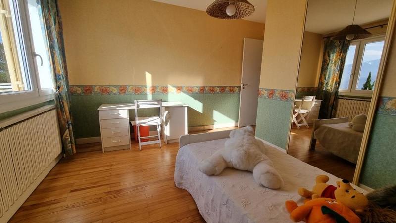 Villa - 214 m² - 6 pièces