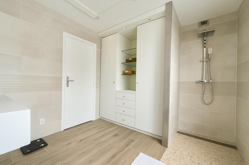 Maison - 183 m² - 6 pièces