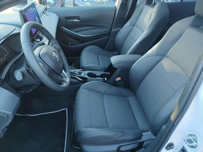 Toyota Corolla Touring Sports Hybride 196ch Design