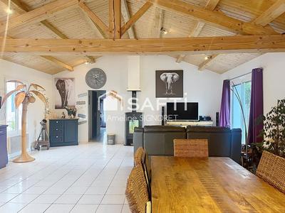 Maison - 150 m² - 4 pièces