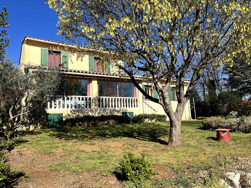 Maison - 146 m² - 5 pièces